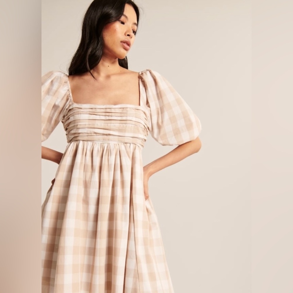 Abercrombie Short Puff Sleeve Mini Dress